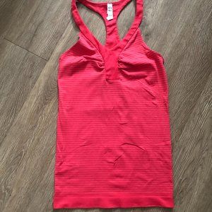 Under Armour Fitted Tank